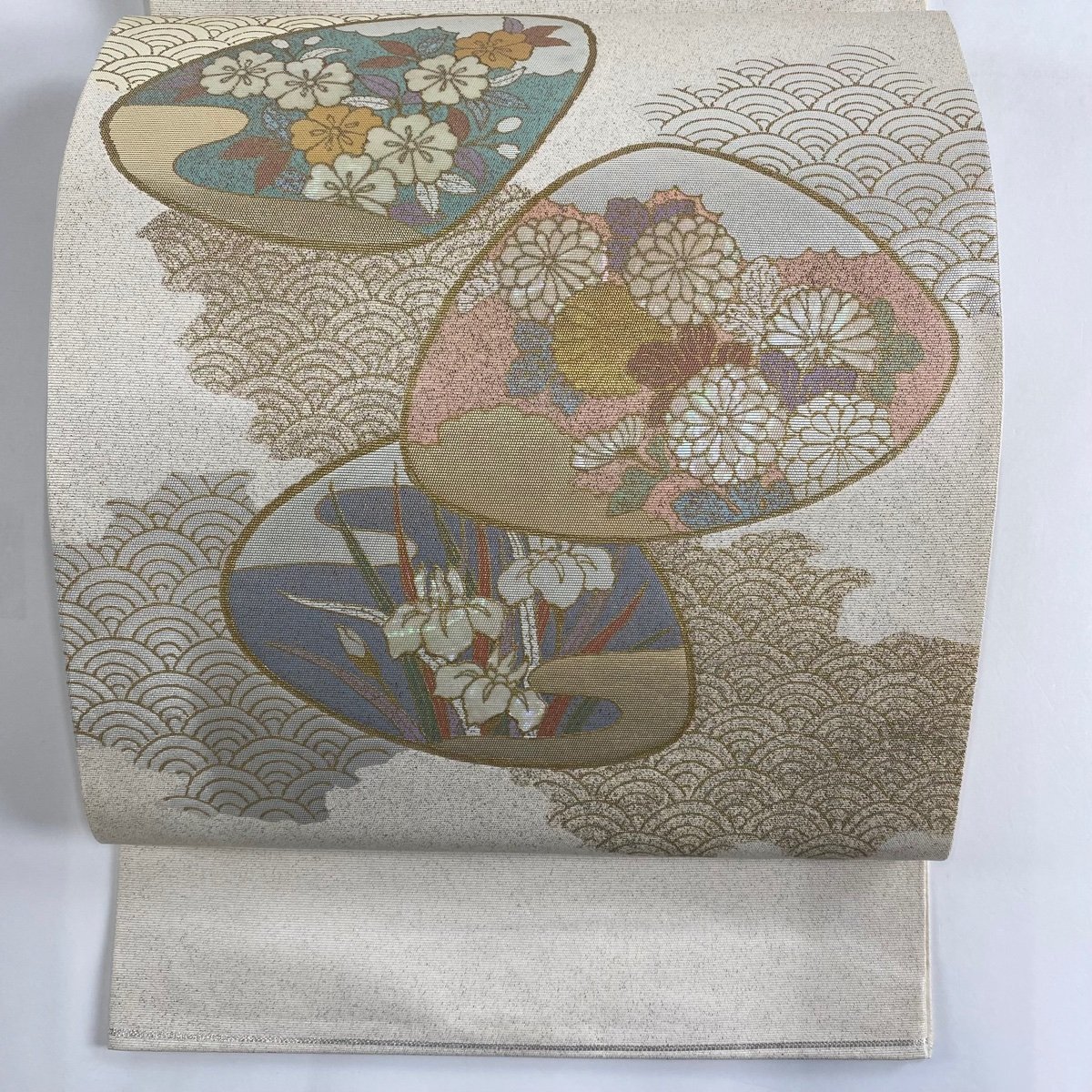 袋帯 秀品 貝合わせ 草花 螺鈿箔 箔 クリーム お太鼓柄 正絹 【中古】