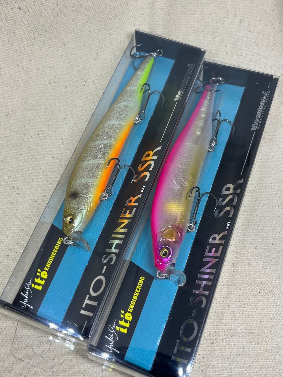 メガバス ITO シャイナー SSR 2個 未開封 GP AURORA PINK BACK & GLX GALAXY SHINER_画像2