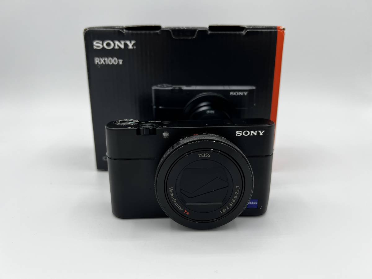 Sony RX100 M5 中古美品　純正バッテリー2個・互換チャージャー付_画像4