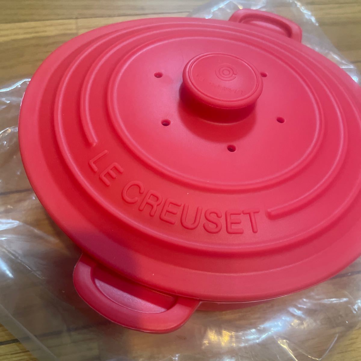 宅急便コンパクト送料込　未使用 LE CREUSET ルクルーゼ シリコンスチーマー 赤_画像2