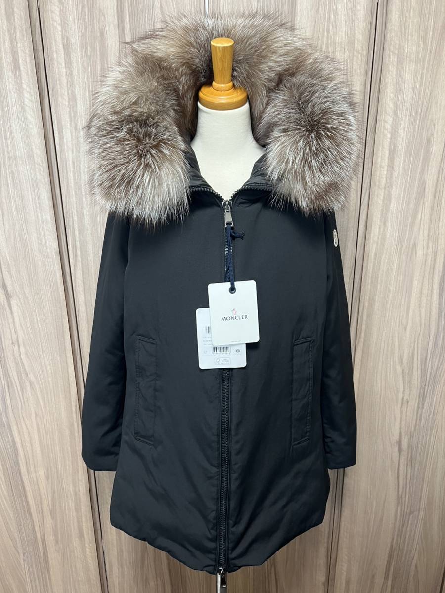 XXLサイズ【未使用】MONCLER BLAVET ブラベット Fox fur TG4　ブラック　黒色　正規品　◆定価36万円◆　大人気フォックスファー_画像1