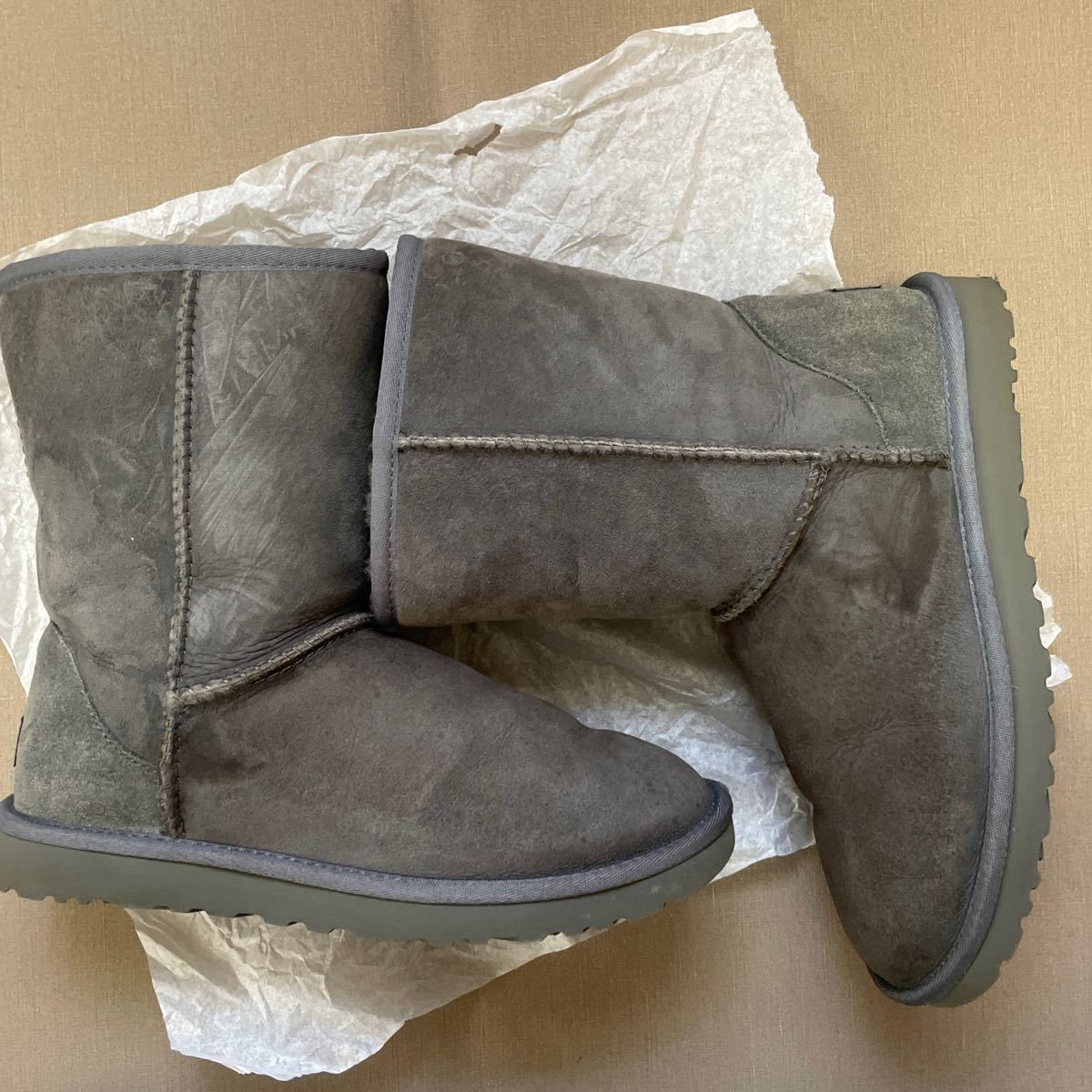 UGG ムートンブーツ グレー　美品　25㌢_画像4