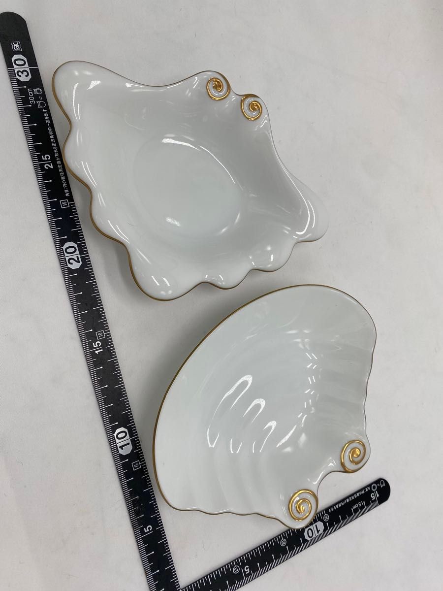 MIKIMOTO ミキモト 貝殻型 ペア小皿 アクセサリートレイ ジュエリートレイ 小物入れ 白磁 ホワイト