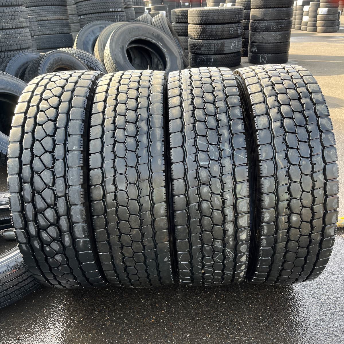 245/70R19.5 BRIDGESTONE, MIXタイヤ　中古　 激安美品　4本セット：38000円_画像1