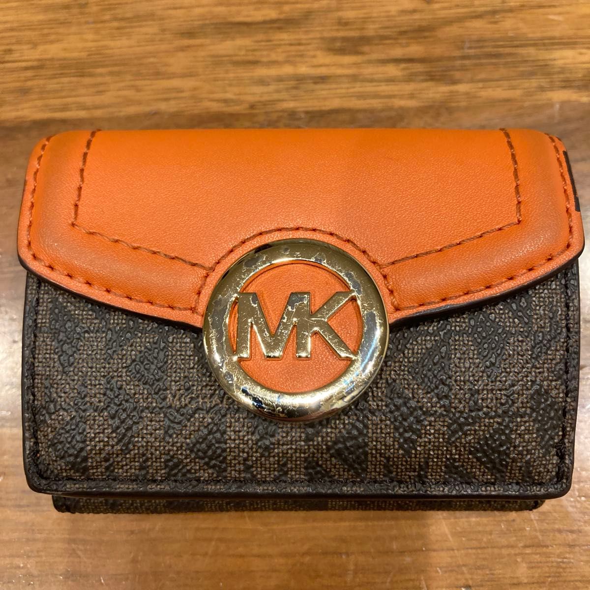 MICHAEL KORS マイケルコース　三つ折り財布