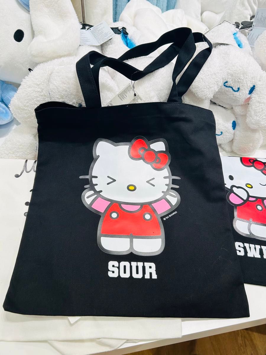 新品タグ付き　forever21 and サンリオキティちゃんコラボトートバック