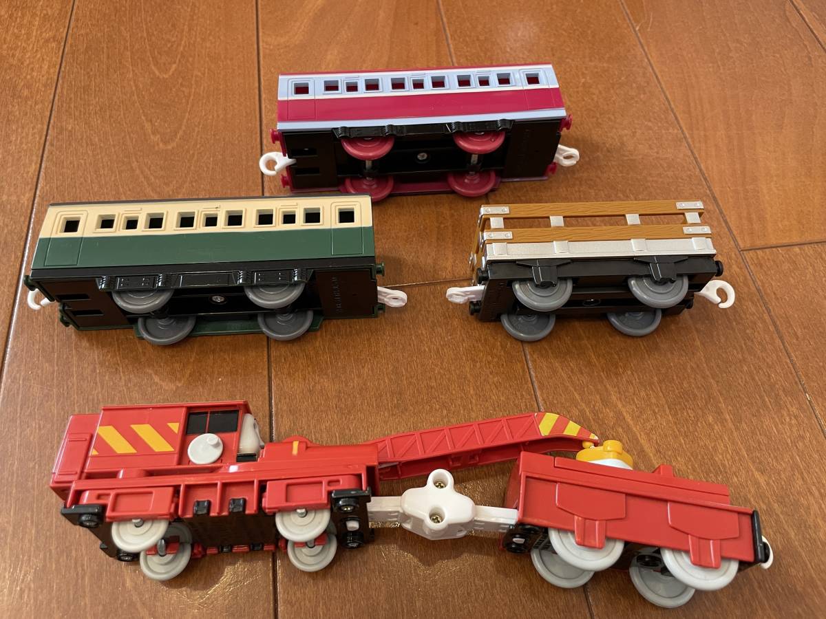 TOMY トミカ プラレール トーマスシリーズ プレーンズ ヤマト運輸ミニカー他色々セット ジャンクセット 100円スタート_画像8