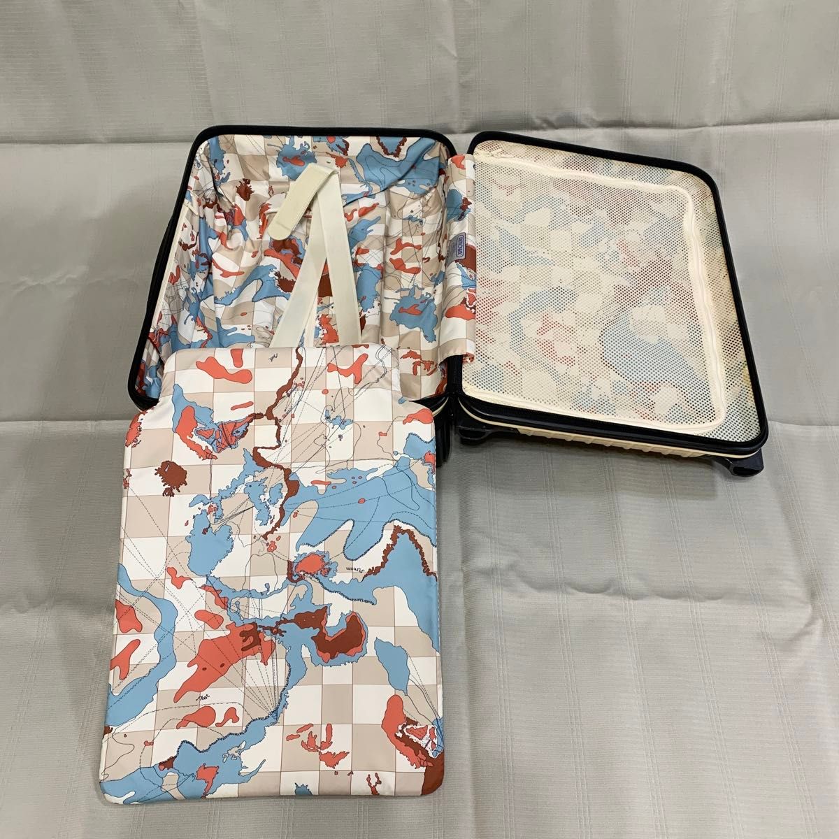 リモワ エクリュ ユナイテッドアローズ 別注 35L 2輪|Yahoo リモワ エクリュ ユナイテッドアローズ 別注 35L 2輪|Yahoo