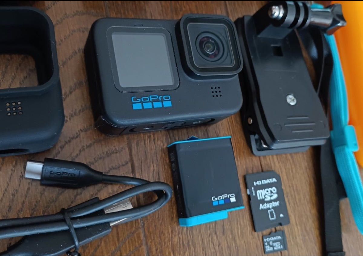 美品 GoPro HERO 10 BLACK ゴープロ アクションカメラ|Yahoo 美品 GoPro HERO 10 BLACK ゴープロ アクションカメラ|Yahoo