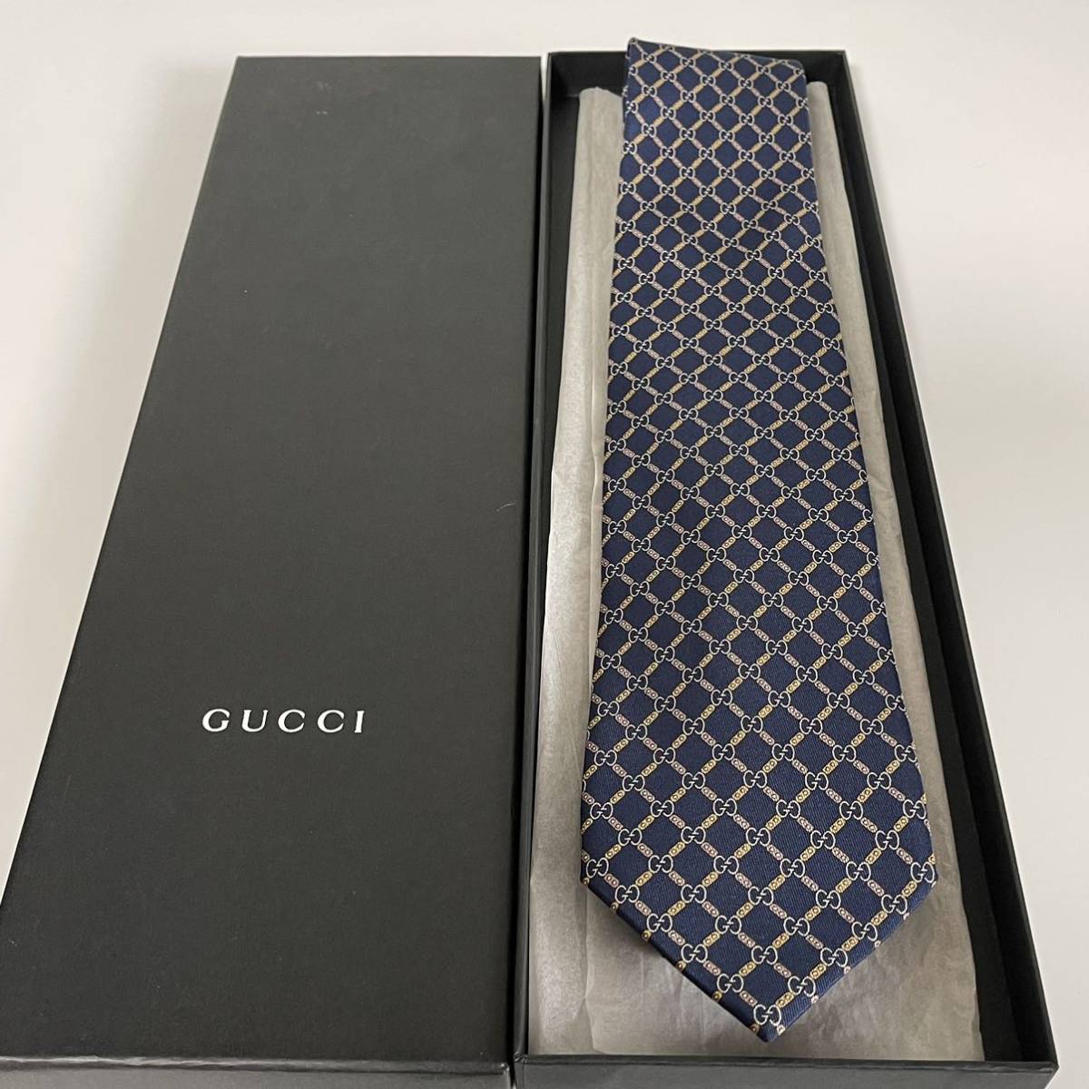 グッチ（GUCCI） ネイビーGGロゴチェーンチェックネクタイ_画像1