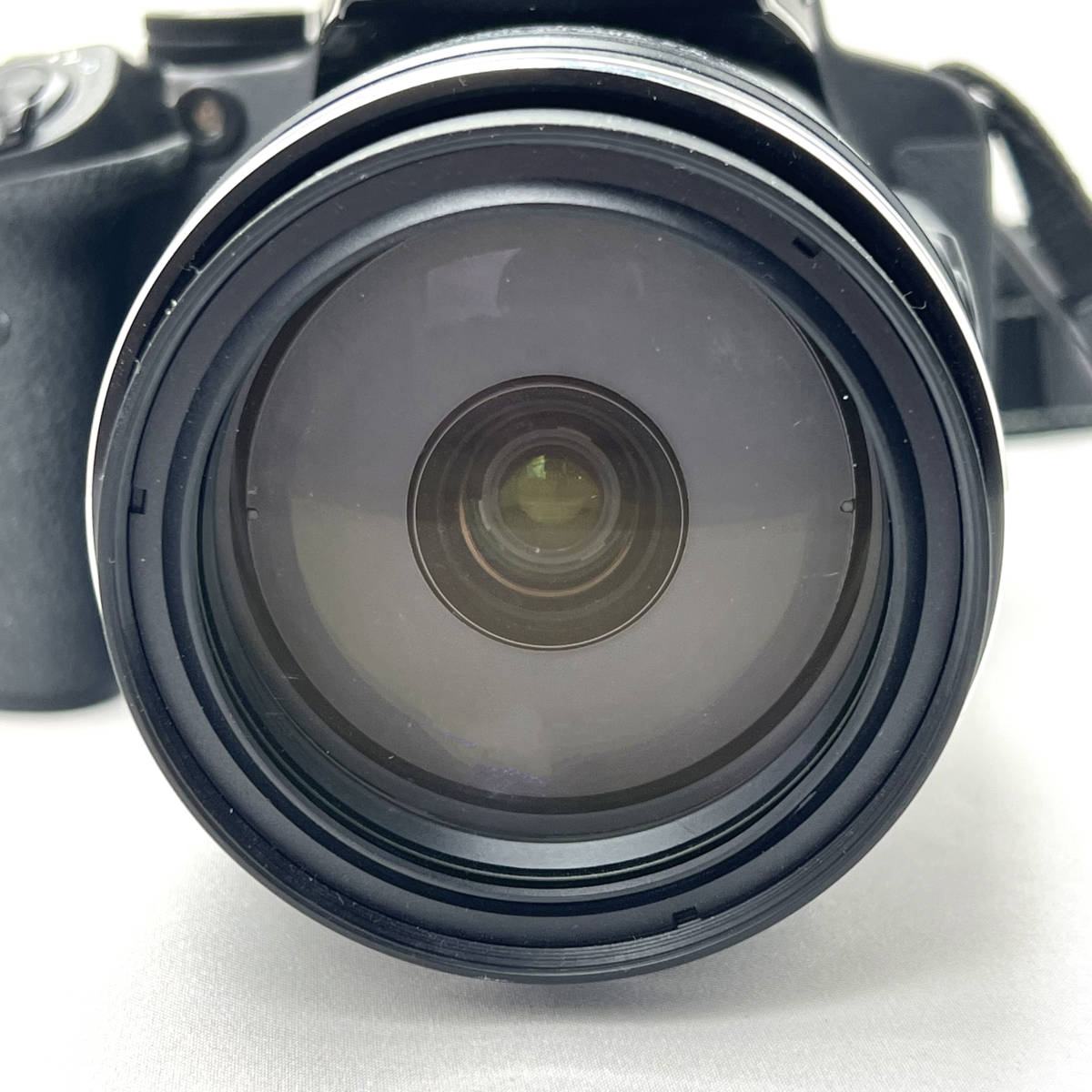 送料無料！Nikon ニコン COOLPIX P900 83X WIDE OPTICAL ZOOM 通電確認済み SDカード バッテリー有り カメラ ジャンク_画像8
