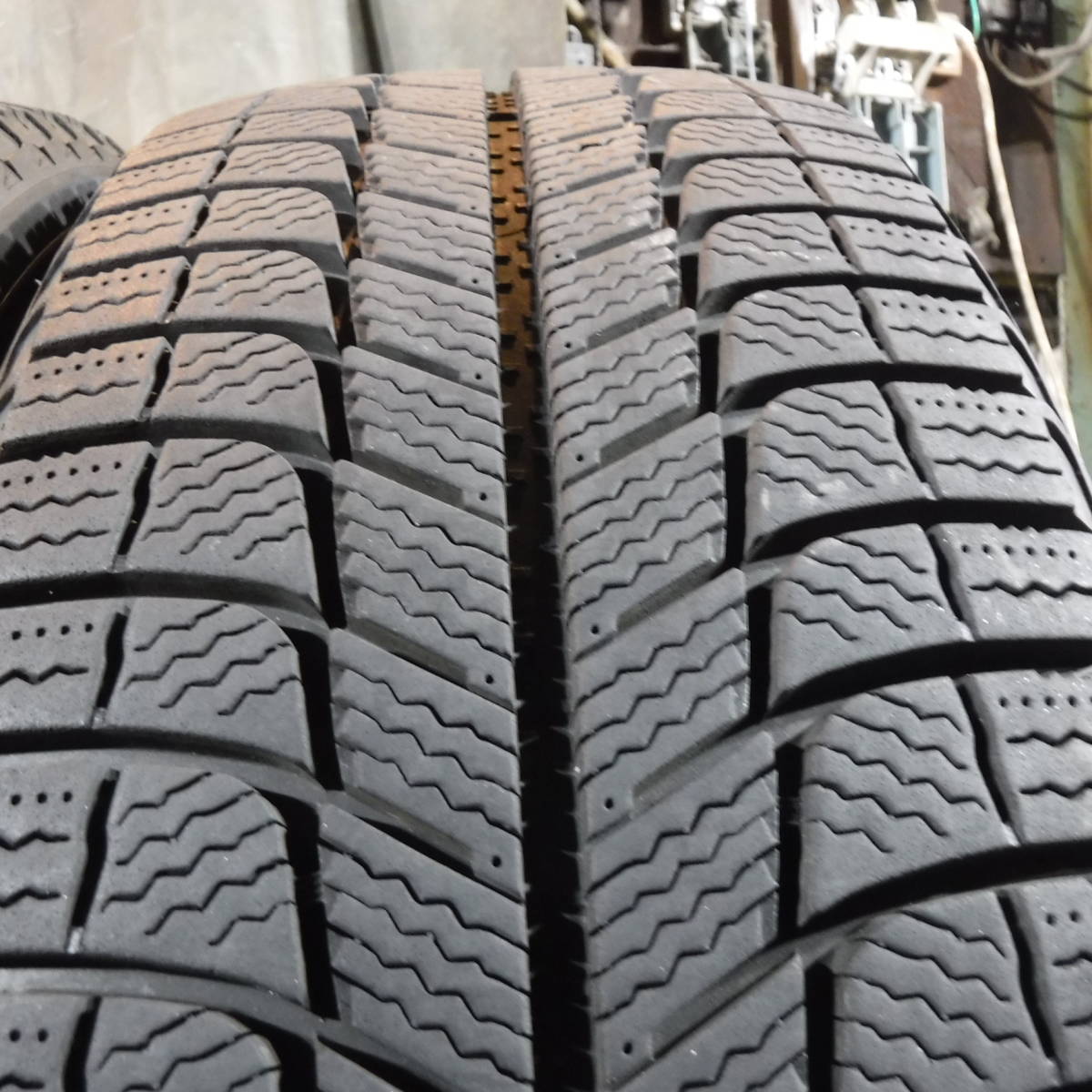 8分山 品質良し 19年製 X-ICE 3 PLUS エックスアイス 225/60R17 MICHELIN(ミシュラン) 愛知手渡し,交換可 個人宅配送不可 中古4本 887-86_画像8