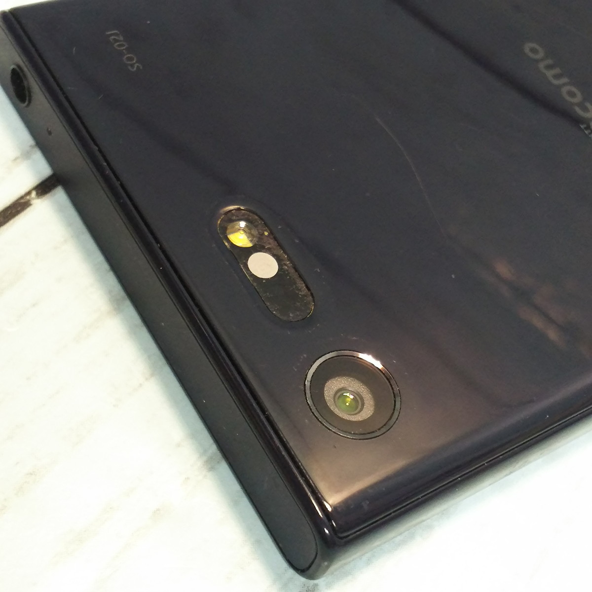 docomo Xperia X Compact SO-02J Universe Black 本体 白ロム [訳あり] SIMロック解除済み SIMフリー 232276_画像8