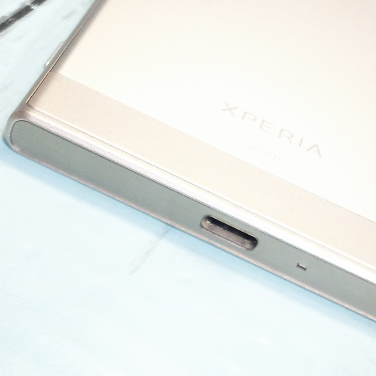 Xperia SO-03J XZs Citrus イエロー シトラス docomo 本体 白ロム SIMロック解除済み SIMフリー 757421_画像5