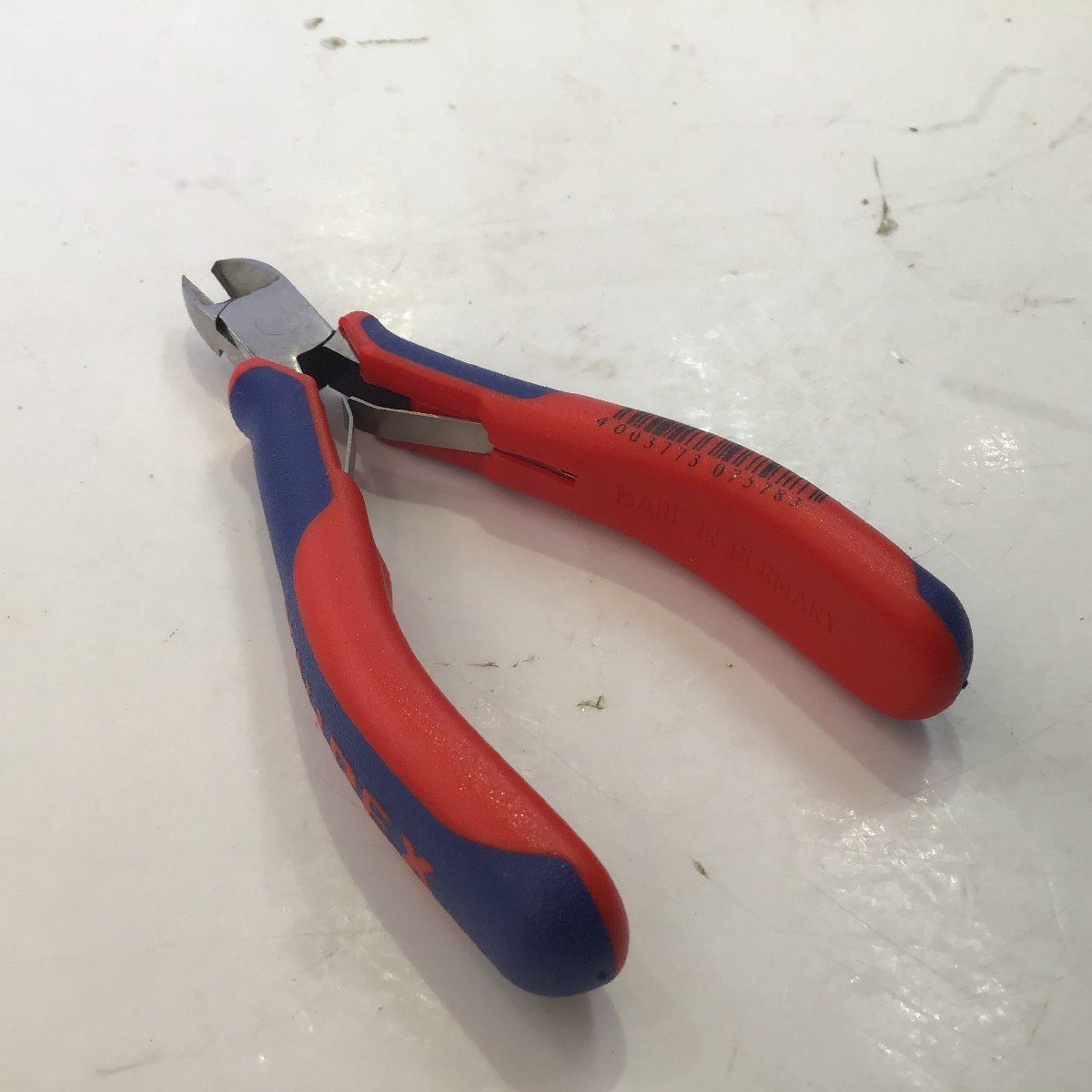 【未使用品】▼クニペックス(KNIPEX) 超硬刃エレクトロニクスニッパー 7702-120H_画像3