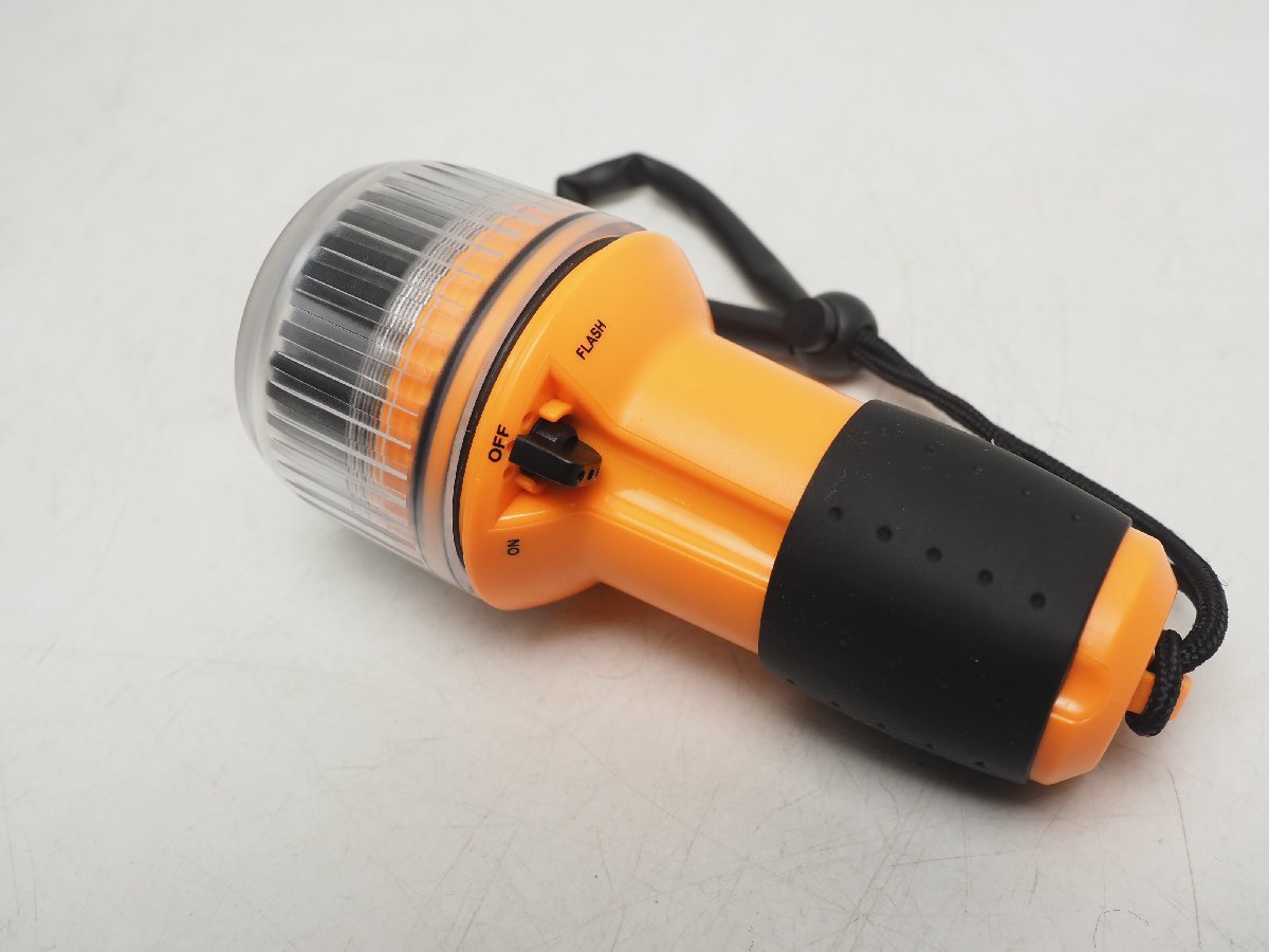 未使用 Super Flash 44 LED 水中LEDライト 点灯最大20時間 ５万時間耐久 最大水深:60m 動作確認済 水中カメラ関連用品 [1M-57496]_画像2