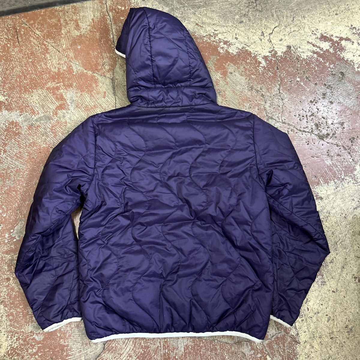 aigle エーグル リバーシブル 中綿ジャケット 紫 ターコイズ 150 こども 八g1_画像3