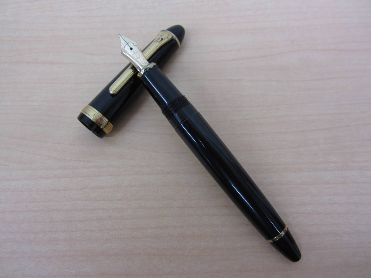 52695◆SAILOR JAPAN FOUNDED 1911 万年筆 ペン先 14K　中古現状品_画像1