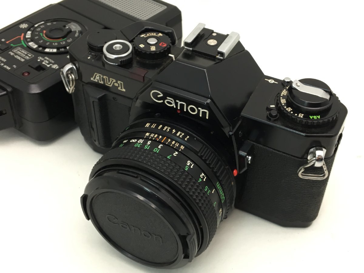 Canon AV-1/FD 50ｍｍ 1:2 一眼レフカメラ ストロボ付き ジャンク 中古【UW010336】_画像1