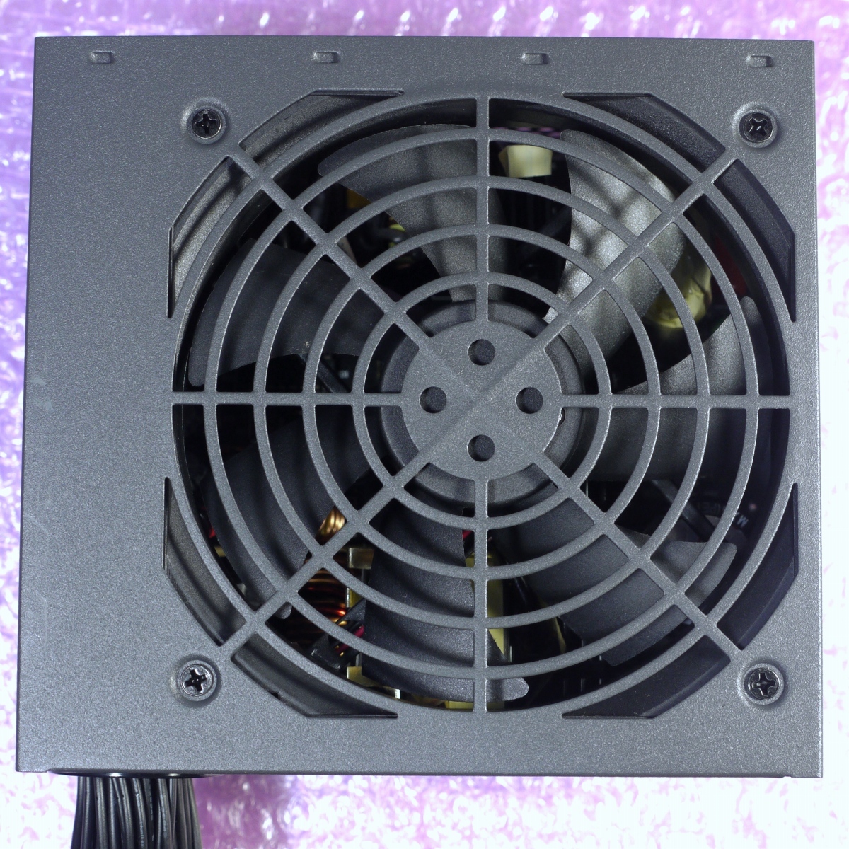 FSP 700A-SAB1 700W 80PLUS BRONZE認証 ATX電源 (BTO搭載品)_画像2