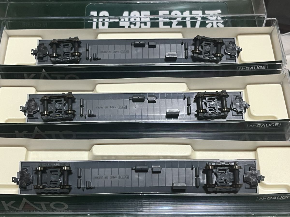 KATO E217系 11両編成 (横須賀線・総武線) 床下新仕様2007年 KATO E217系 11両編成 (横須賀線・総武線) 床下新仕様2007年