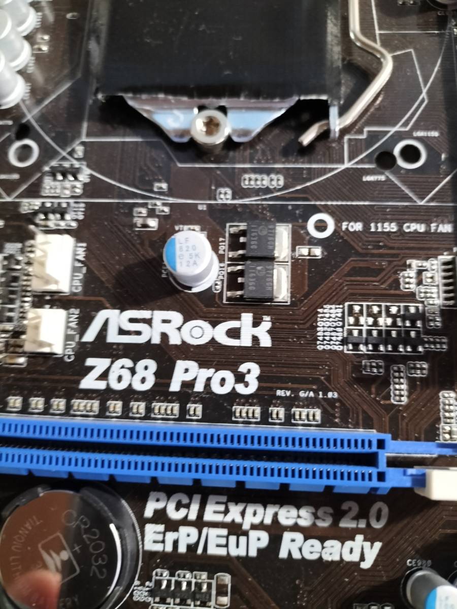 ★ASRock Z68 Pro3 (B3) LGA1155 Z68 ATX●マザーボードの画像3