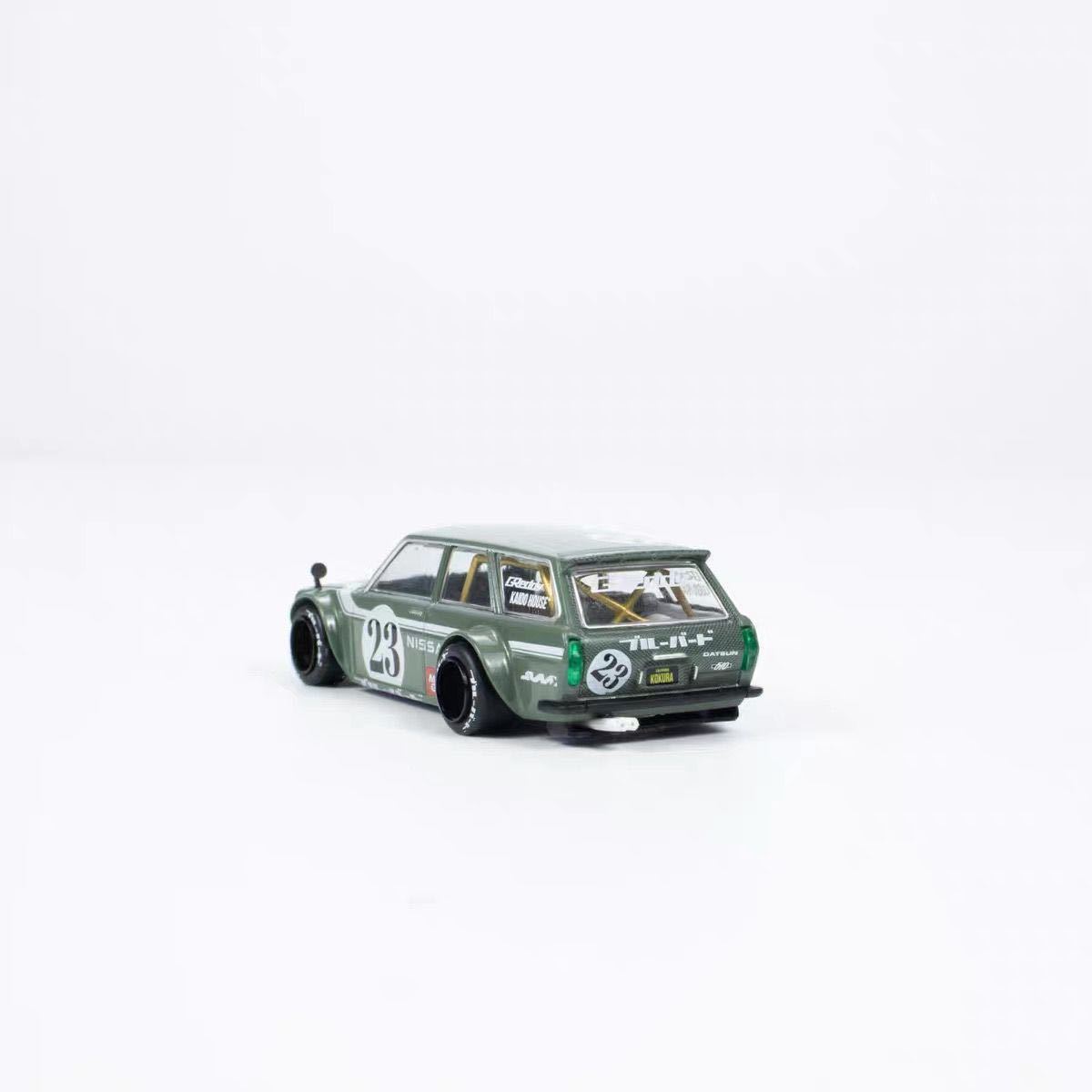 1/64 Kaido House MINI GT 街道ハウス　Datsun 510 WAGON #23 緑_画像4