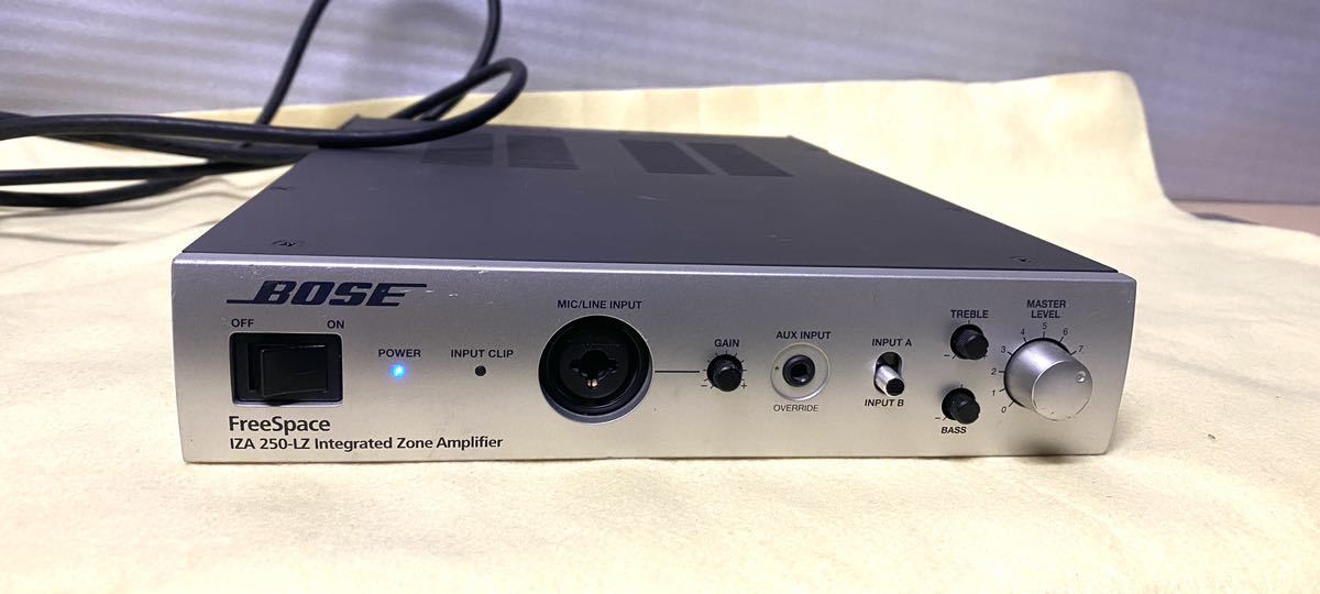 Bose FreeSpace IZA 250-LZ zone amplifier パワーアンプ 動作確認済み_画像1