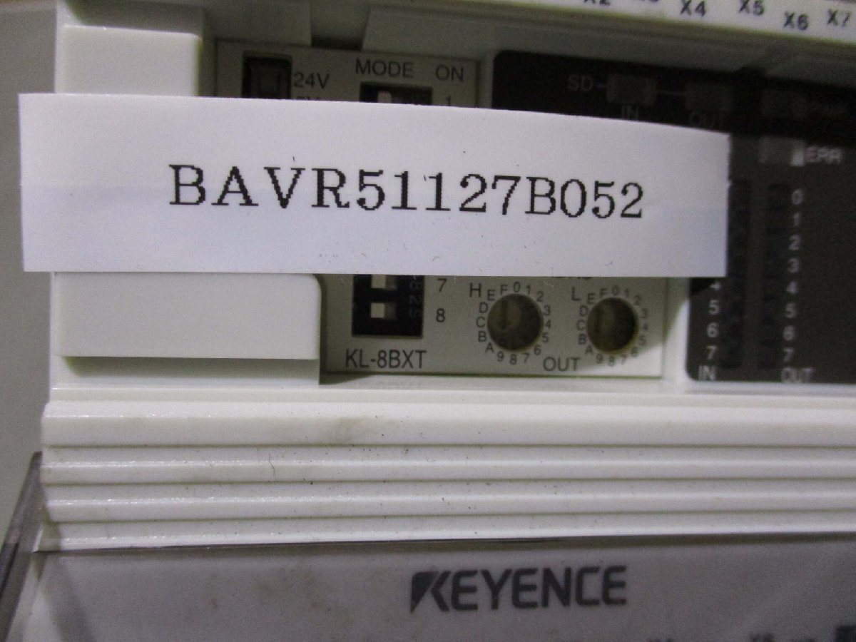 中古 KEYENCE KL-8BXT 中継機能ネジ端子台 リレー出力 (BAVR51127B052)の画像1