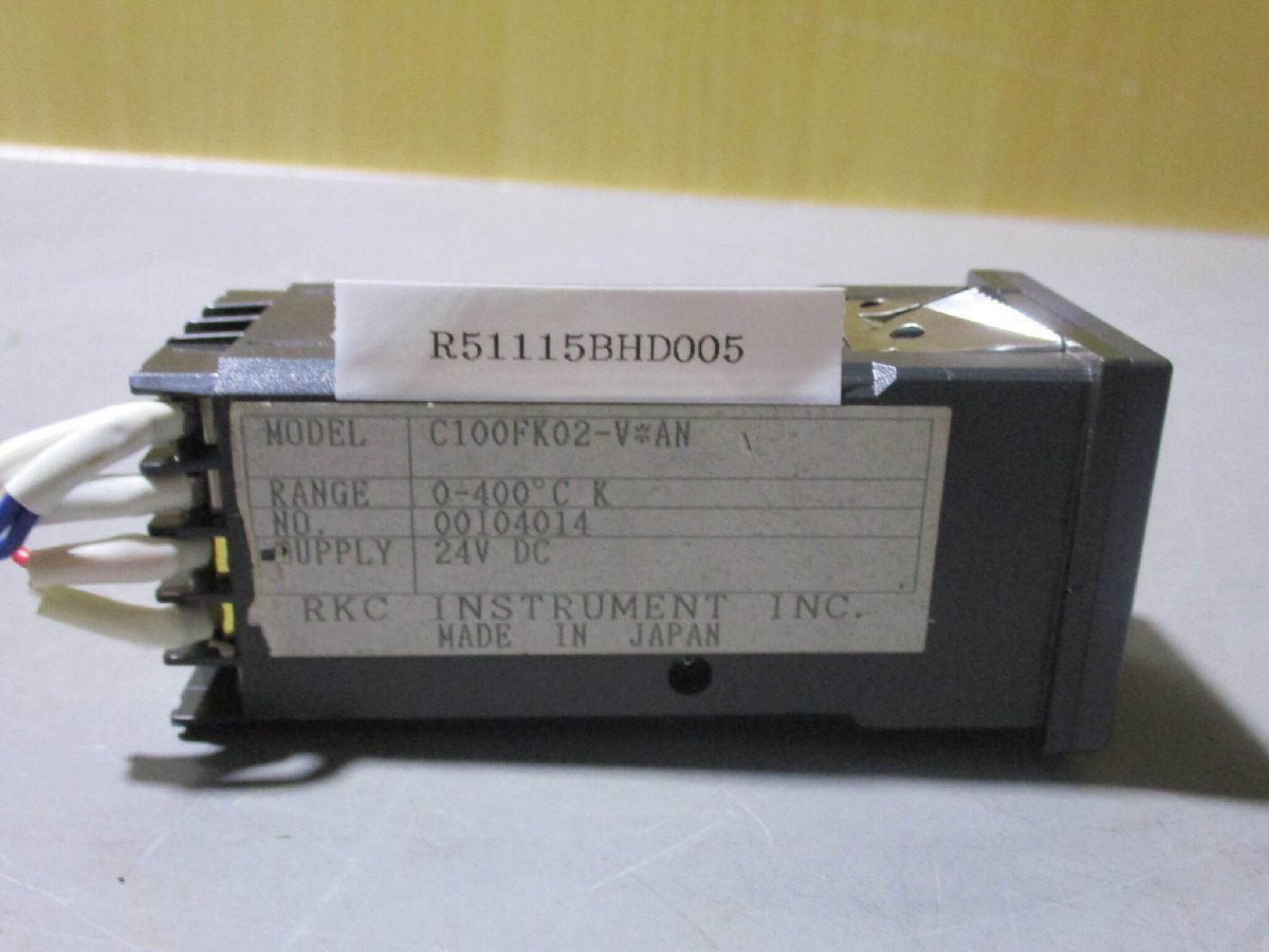 中古 RKC C100FK02-V*AN REX-C100 温度調節計 (R51115BHD005)_画像1
