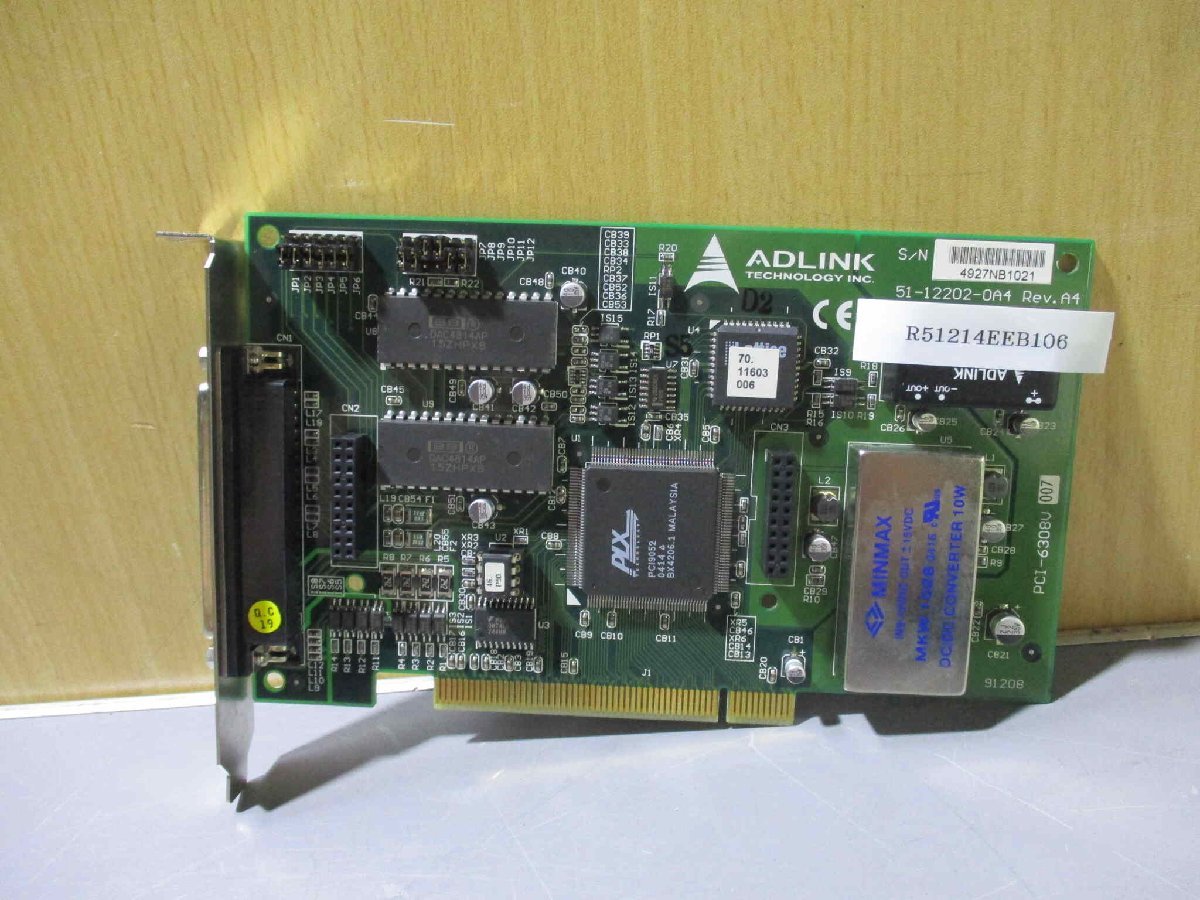 中古 ADLINK PCI-6308V 51-12202-0A4 REV.A4 絶縁アナログ出力カード (R51214EEB106)_画像1