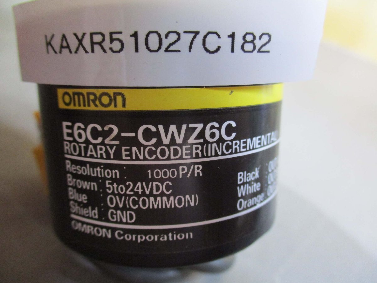 中古 OMRON E6C2-CWZ6C ロータリエンコーダ (KAXR51027C182)_画像4