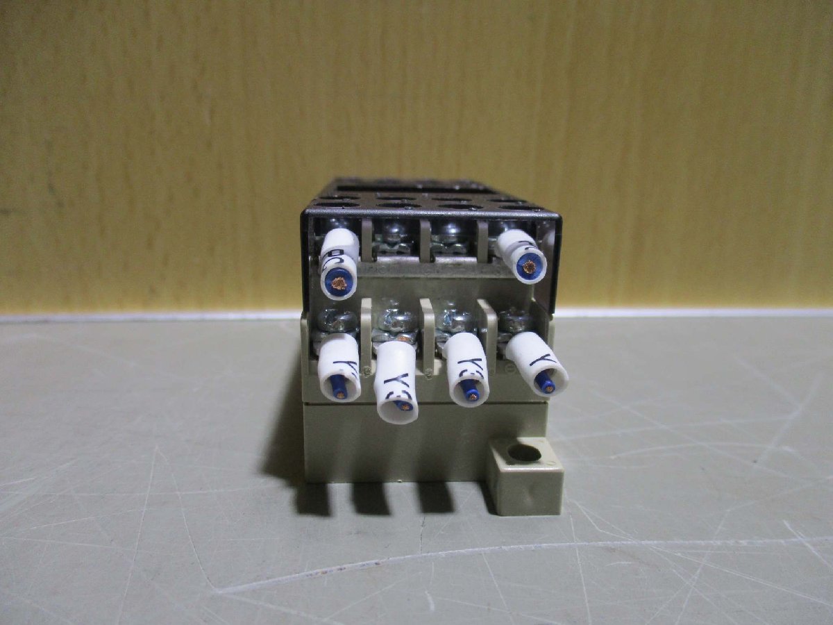 中古 OMRON TERMINAL RELAY G6D-F4B ターミナルリレー 16個 (R50911BEF054)_画像4