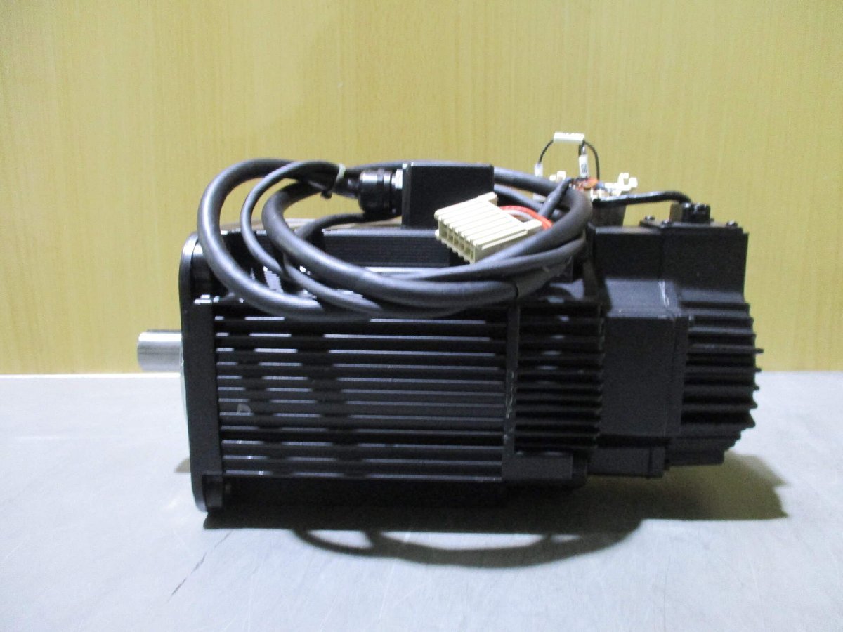 新古 YASKAWA AC SERVO MOTOR SGMGH-13A2A-YR24 ACサーボモーター 1300W (KATR51208E005)_画像4