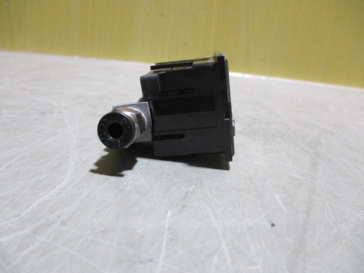 中古KEYENCE 超小型デジタル圧力センサ AP-C31 5個(R51120BADA032)_画像6