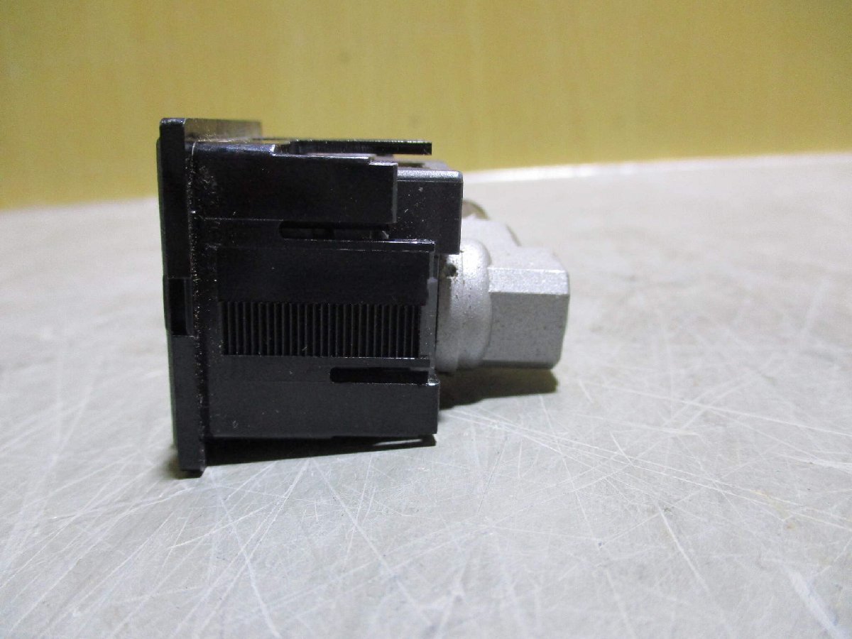 中古KEYENCE 超小型デジタル圧力センサ AP-C31 5個(R51120BADA032)_画像4