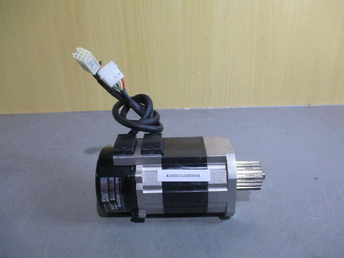 中古 SANKYO AC SERVO MOTOR H37LK52 サーボモーター 366W (KBBR51228B001)_画像1