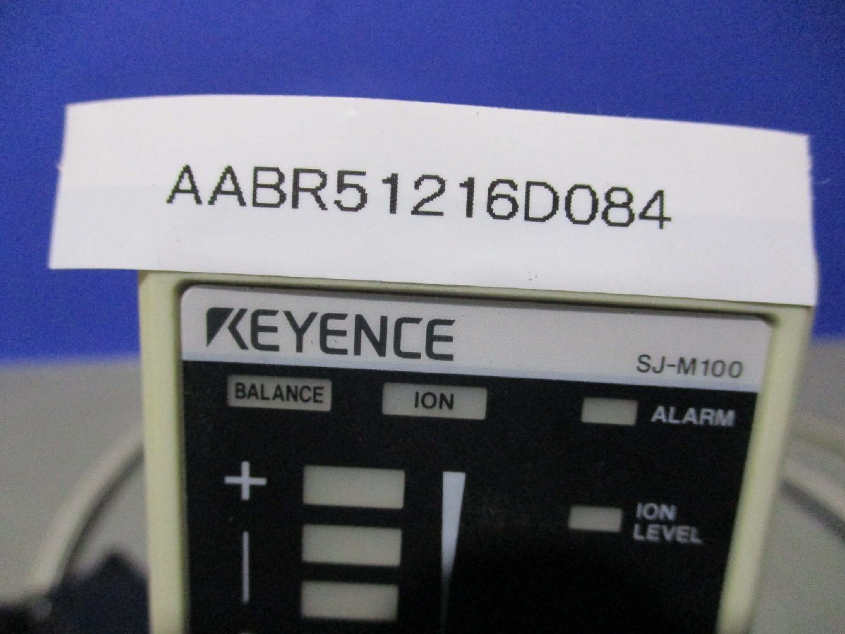 中古 KEYENCE SJ-M100 高性能マイクロ除電器(AABR51216D084)