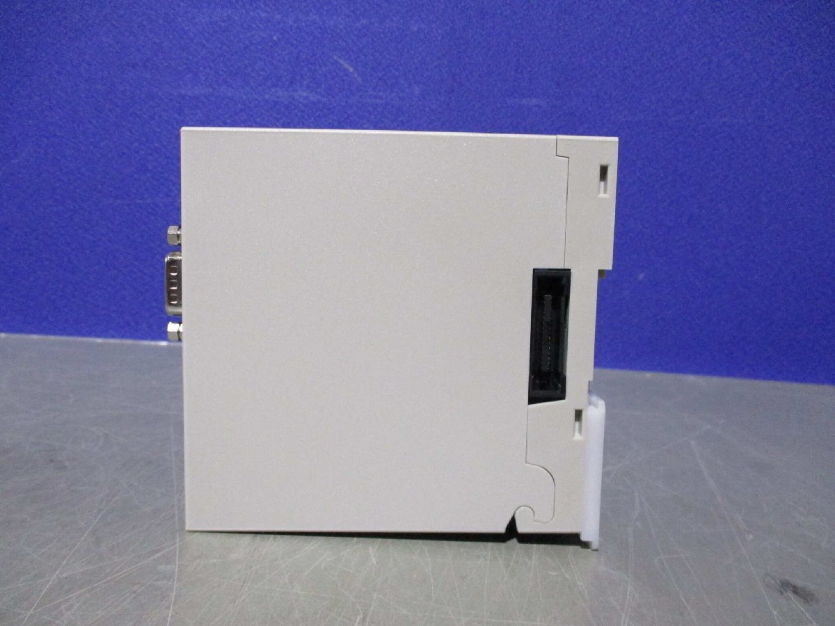 新古YAMATAKE CMC10L001A000 モジュール型調節計(EBQR51206B127) 新古YAMATAKE CMC10L001A000 モジュール型調節計(EBQR51206B127)