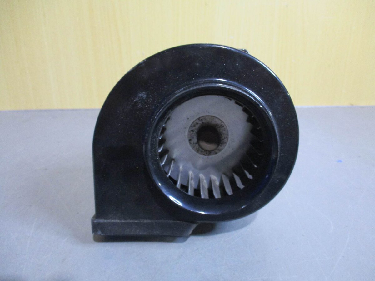 中古Oriental Motor ORIX MB8Z-D3 AC200V Centrifugal Turbo Fan 200V 50/60HZ 0.15/0.20A(KBZR51206B022)_画像2