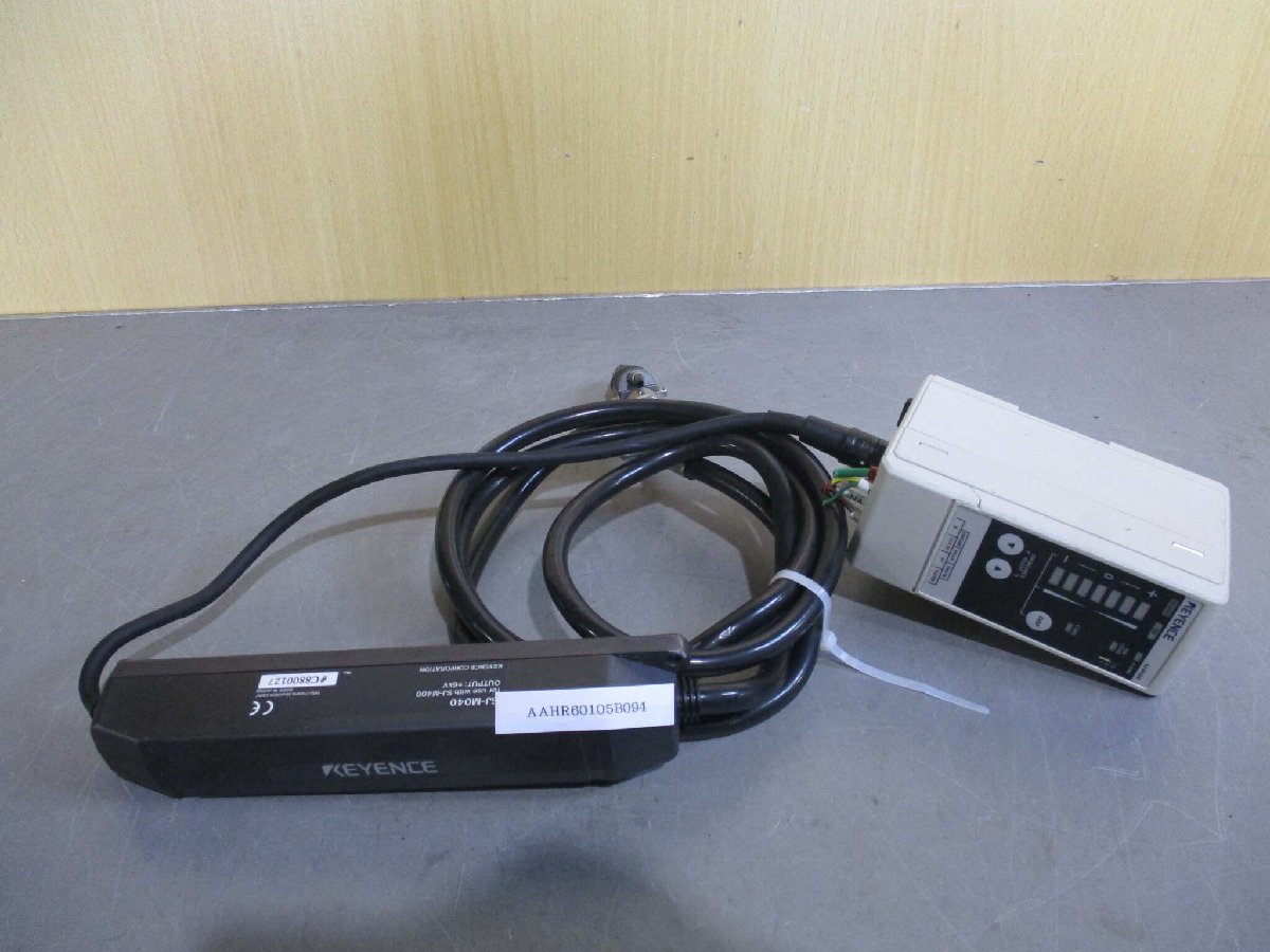 中古 KEYENCE SJ-M040 / SJ-M400 高性能マイクロ除電器(AAHR60105B094)_画像1