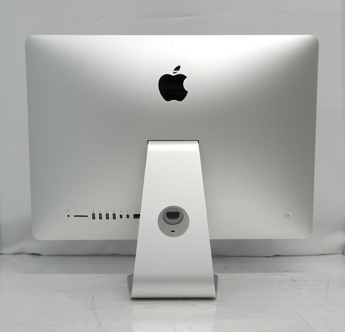 Apple iMac A1418 Late-2013 21.5型一体型パソコン (Core i5-2.9GHz/8GB/SSD250GB/Catalina) 【中古/動作品】#380114_画像3