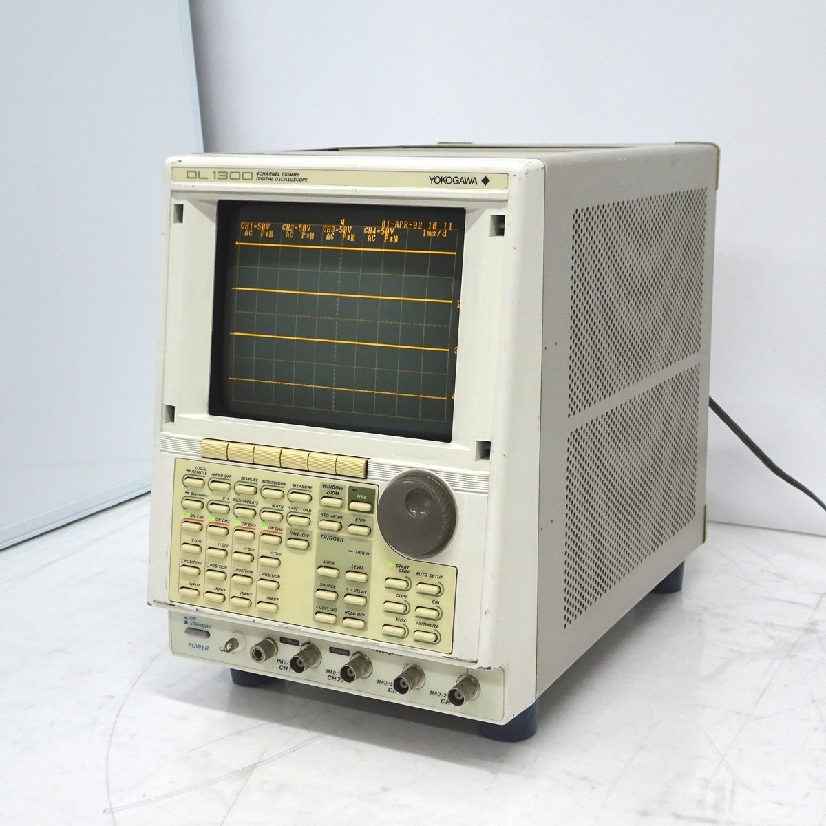 YOKOGAWA 横河 DL1300 4ch/100MHz デジタルオシロスコープ 【中古/動作しますが未校正・現状品】#395515の画像1