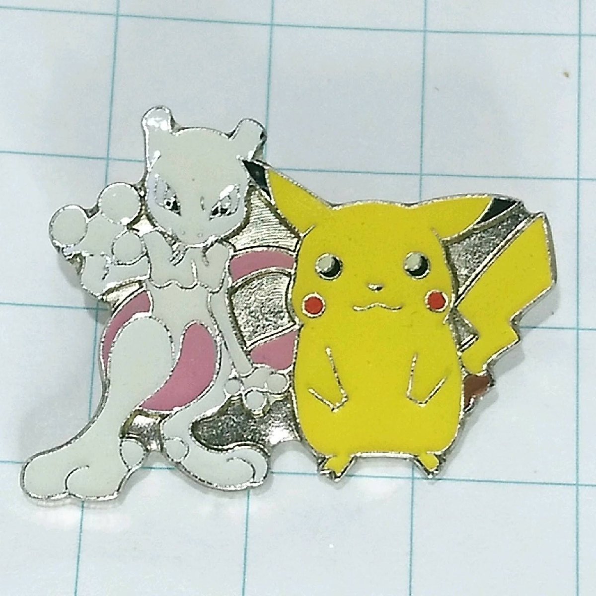 Бесплатная доставка) Pokemon Pikachu Mewtou Pins Pins Bindge A21916