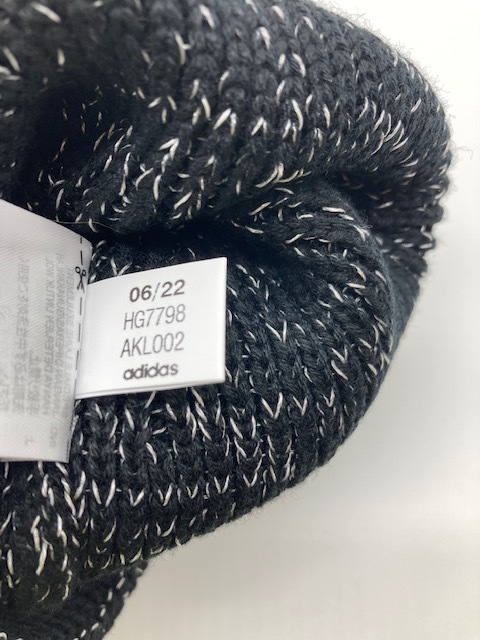 adidas/アディダス　ニットキャップ　ニット帽子　ニット帽　ビーニーキャップ　HG7798：ブラック/リフレクティブシルバー　未使用品_画像6