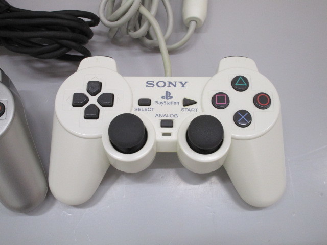 G0124-5Y/ PS2 コントローラー デュアルショック２ (SCPH-10010) 5台まとめ ブルー ブラック ホワイト シルバー　プレイステーション2_画像6