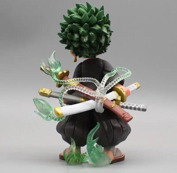 ONE PIECE ロロノア・ゾロ 幼少期ver.  15cm フィギュア レア 新品未使用 海外限定 希少の画像4