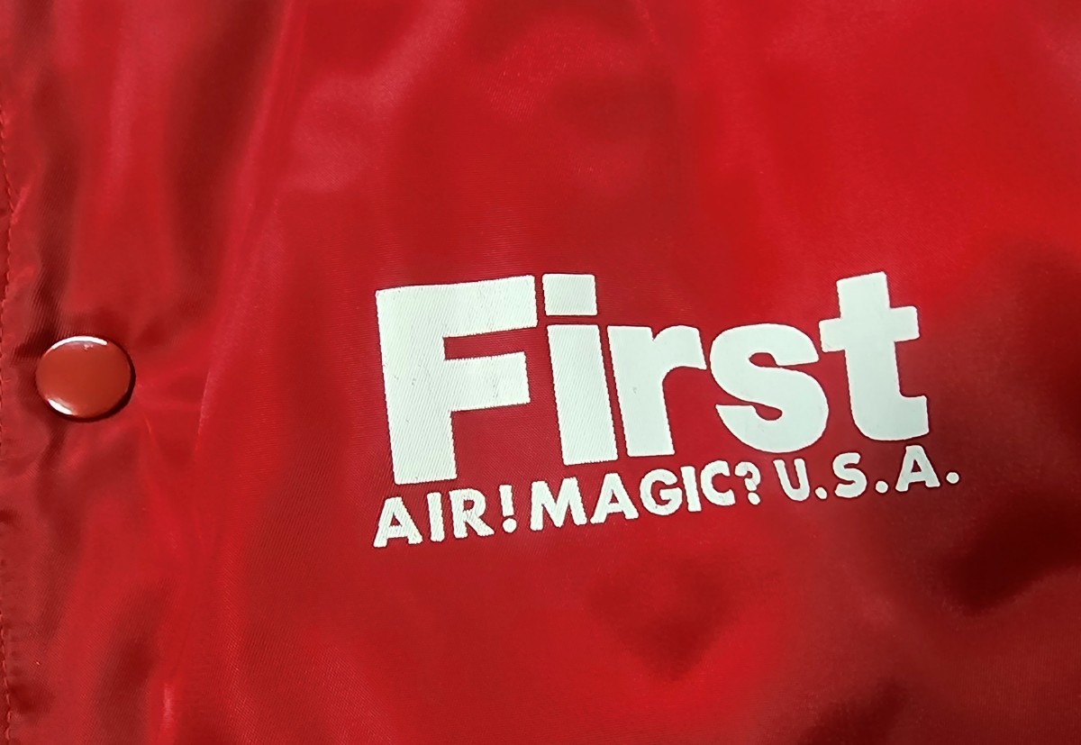 即決 早い者勝ち【First AIR! MAGIC? USA】ナイロンコーチジャケット コート M 赤 インナーボア暖か仕様 メンズ 暴風 防寒_画像6