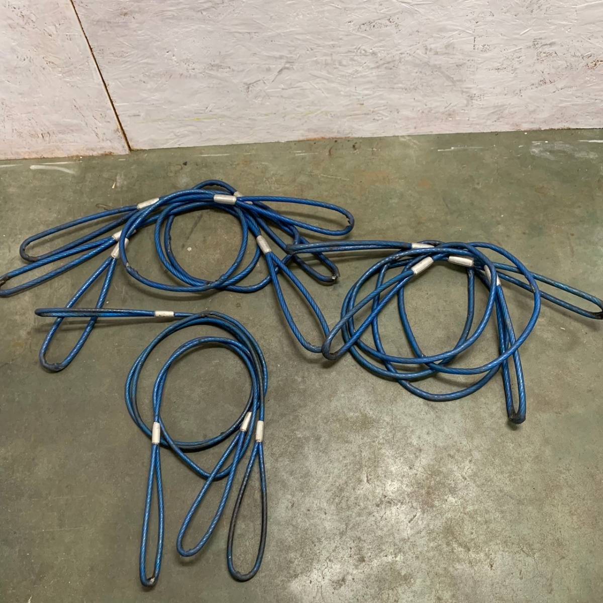 ワイヤーロープ 牽引ロープ 被覆 玉掛け 1.2cm 1.5cm 7本セット まとめ 工事用材料