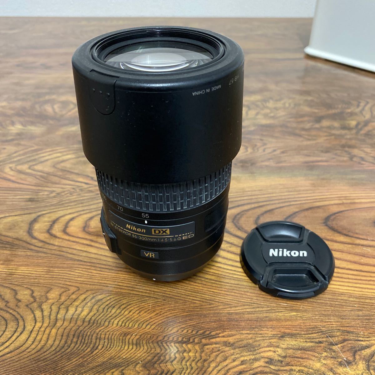 Nikon ニコン DX AF-S NIKKOR 55-300mm 1:4.5-5.6 G ED / SWM VR ED HRI ∞-1.4m/4.59ft φ58 カメラレンズ_画像1